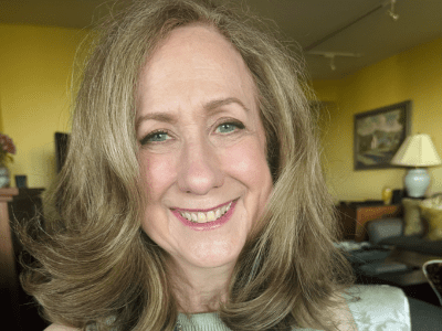 Laurie Seymour, M.A. – Quantum Connection Mentor, Best-Selling Author, Speaker, Podcast Host