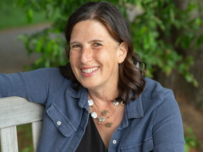 Laurie Hirsch Schulz – Career Transition & Executive Coach, Facilitator, Founder of LHS Coaching